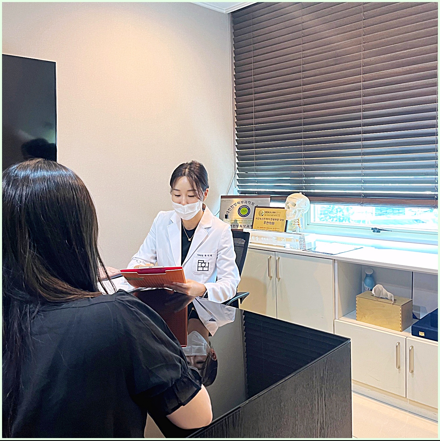 수원다이어트한의원 후한의원 수원점 다이어트 한약 상담 모습